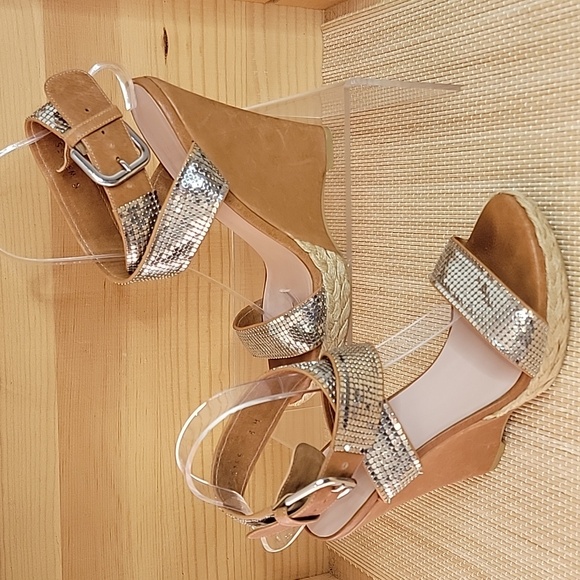 Stuart Weitzman Shoes - Stuart Weitzman Metal Mesh Platform Wedge Sandals sz8
